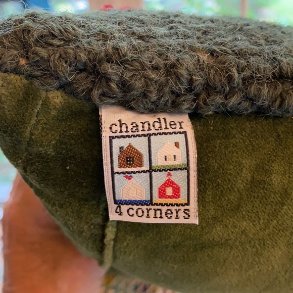 4 corners “Gone Fishing” throw pillow - Picture 3 of 3